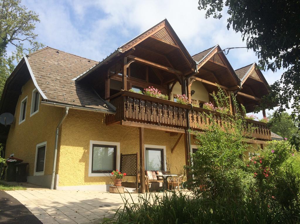 Singer-Hof Lägenhet Krumpendorf Exteriör bild